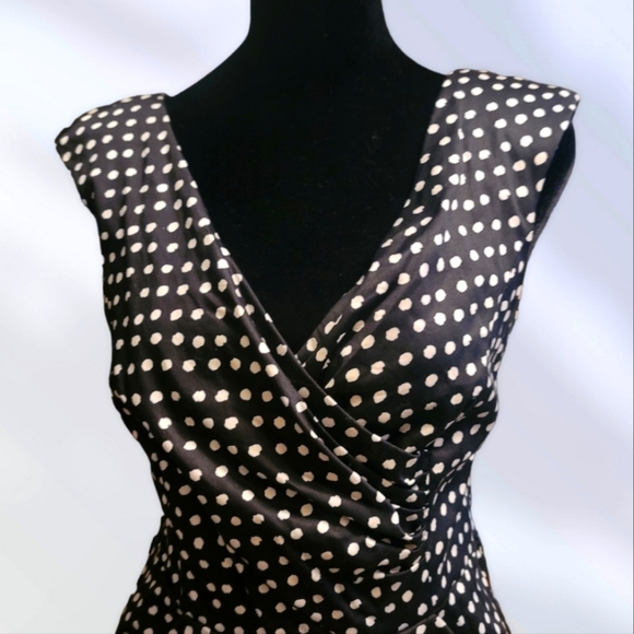 Jessica Simpson Black and White Polka Dot Dress Plunging Neckline Size 10 - Picture 2 of 7